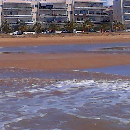 Playa Y Sol Lägenhet Cubelles Exteriör bild
